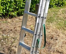 Aluminium ladder