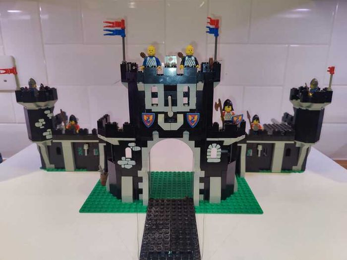 Lego - Black Monarchs Castle 6085