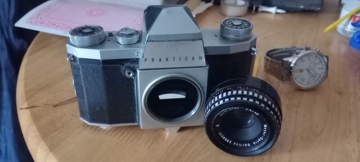 antique camera