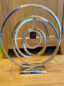 BNWT Silver Eternity Sculpture