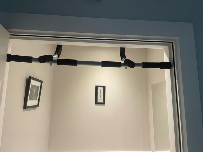 Multi-Grip Door Frame Pull Up / Chin Up Bar (No Drilling Required)