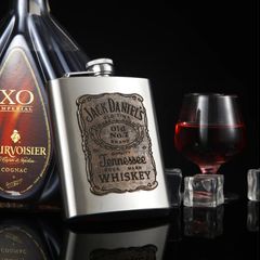 Jack Daniels Vintage Style Stainless Steel Whisky Flask Gifts Outdoor Kettle Vodka Bottle Home Wine Bottle Gift for Father To Grandpa Flasks