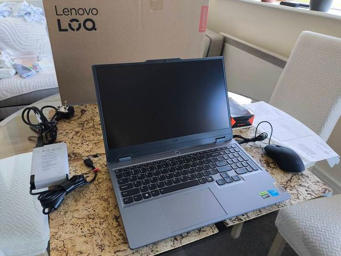Gaming Laptop Lenovo Loq i5 12450HX 8/12 RTX3050 6gb 95w 16gb Ddr5 512GB Nvme 144hz Win11 Rgb