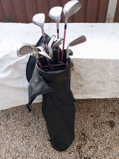 Mitsushiba ladies golf clubs. Right handed clubs
