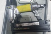 Air power staple gun