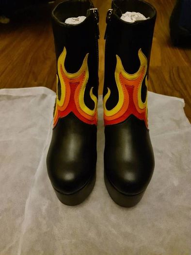 Dollskill Burner Platform Boots - unique design (brand new
