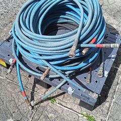 Powerwashing Hoses in Average condition