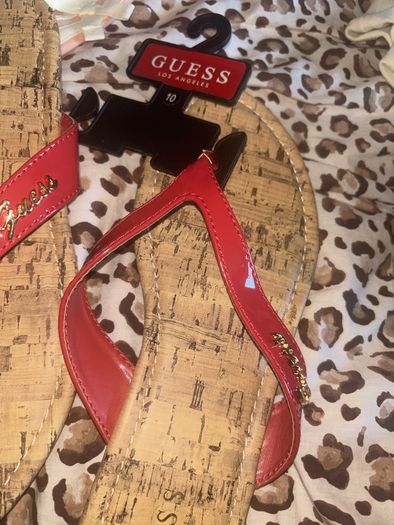 guess flip flops