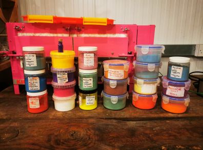 Mineral Pigments Fine Art, Museum Grade