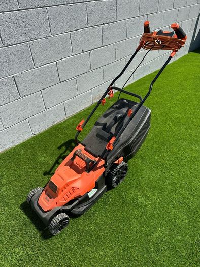 Black + Decker BEMW471BH 1600w Lawnmower