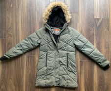 Girls Winter Coat: 10-12yrs