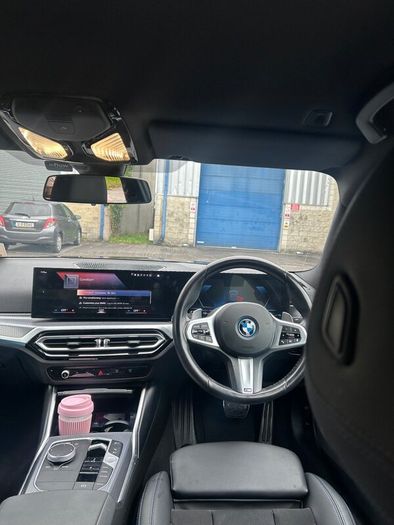 BMW 3-Series 2024