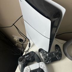 ps5 3 controllers