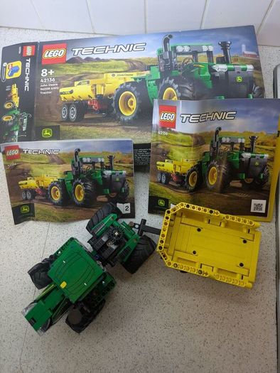 Lego x 3 opened sets (40521/31024/42136)