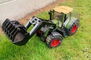 Bruder Fendt 930 Vario Tractor