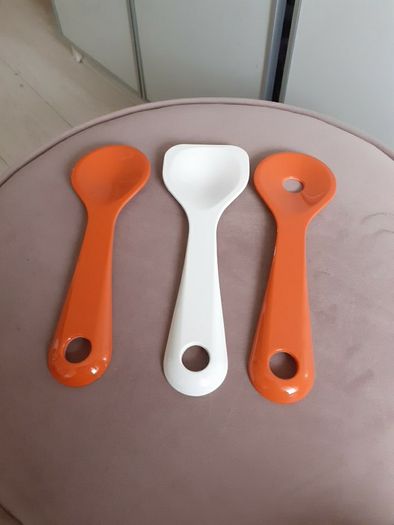 salad spoons x 3