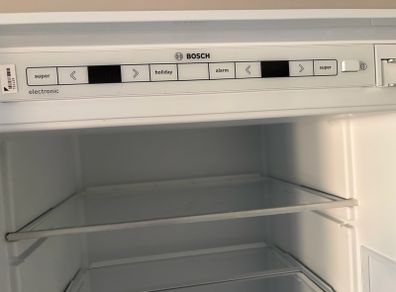 Bosh 6 Series Integrated Fridge/Freezer 60/40