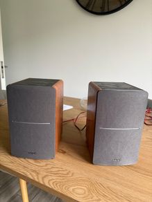 Edifier R1280T Powered Bookshelf Speakers 42W RMS Wooden Enclosure