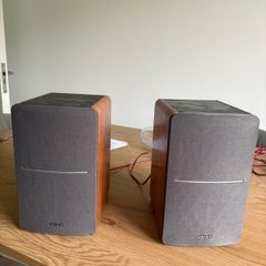 Edifier R1280T Powered Bookshelf Speakers 42W RMS Wooden Enclosure