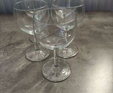 wine glasses