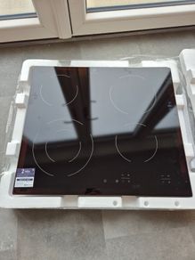New Electrolux 60cm Electric Ceramic Hob | EHF6241FOk