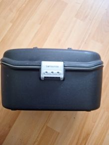 OFFER ACCEPTED .. Vanity Case from Samsonite .. Price Drop