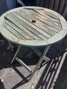 Garden patio table