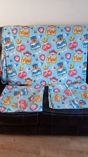 Bed Duvet Covers, Pillows, and Sheets