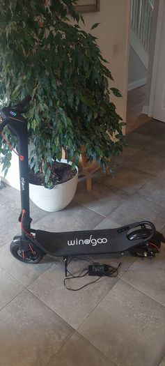 Electric scooter