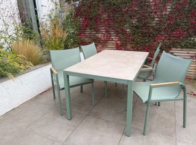 Garden table and 6 chairs