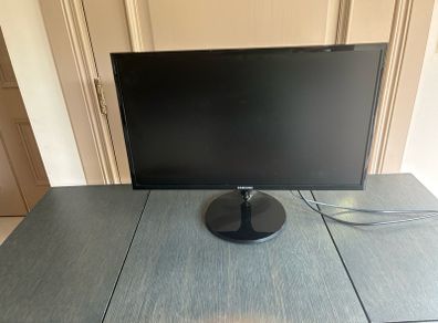 Samsung 24 inch monitor