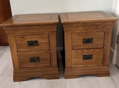 Pair of Rustic 3-Drawer Solid Oak Bedside Tables/Lockers