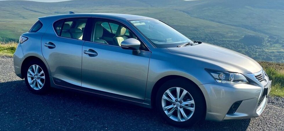 2017 Lexus CT200h Executive, 121k, NCT 07/27