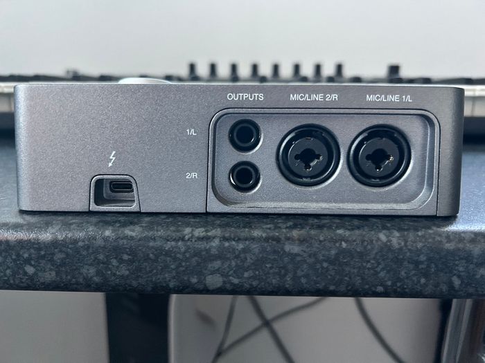 UAD Arrow Thunderbolt 3 Sound Card With Cable