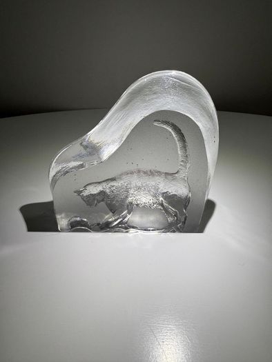 Vintage Edinburgh Crystal Cat Paperweight