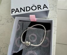 Genuine Pandora Moments Snake Chain Bracelet 16cm with Heart Clasp & Box