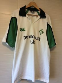 Ireland Rugby Jersey. Super Rare Alternate Jersey From Triple Crown Winning Year 2006. Official Canterbury Jersey From The Time. Not A Modern Remake.