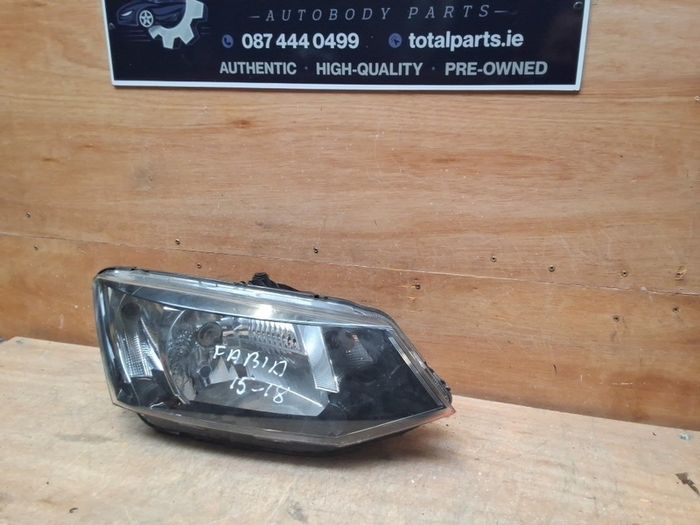 Skoda fabia 2015-18 halogen headlight