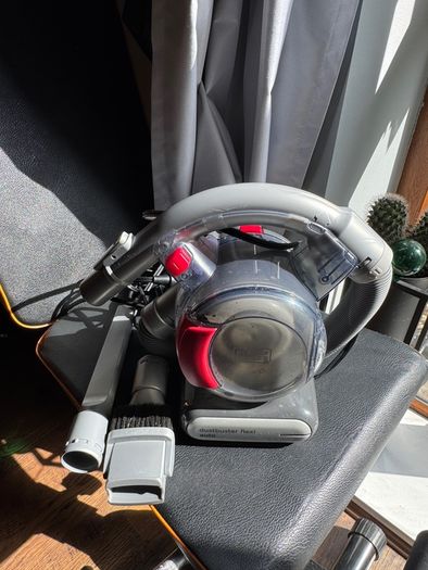 BLACK+DECKER Bagless Hand Vacuum Cleaner Dustbuster with Flexi Hose and 12V Car Connection