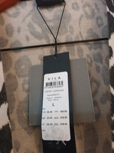 Vila Visprir Cardigan.  S. L- 14.  B.N.W.T