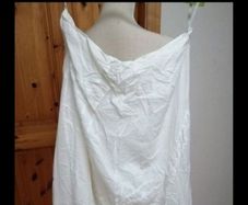 Ladies Sandwich white 100% cotton fully lined skirt. Like new.