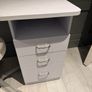 Nail Table & Stool Image 5