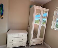 Drawer & wardrobe
