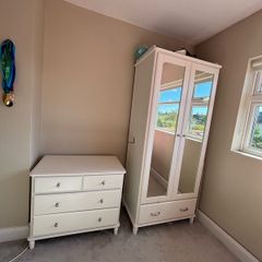 Drawer & wardrobe