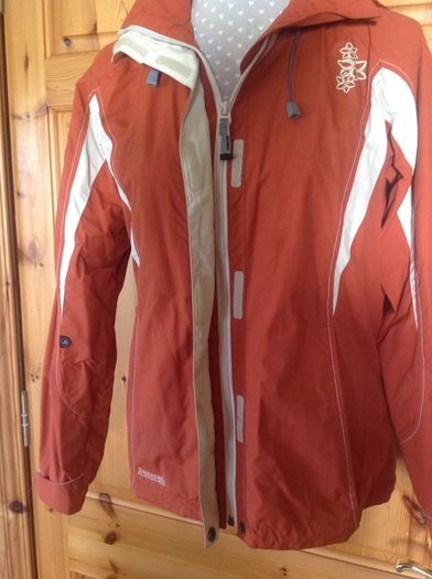 Size 36 (8) Waterproof Jacket