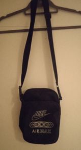 Nike cross body bag