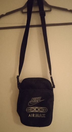 Nike cross body bag