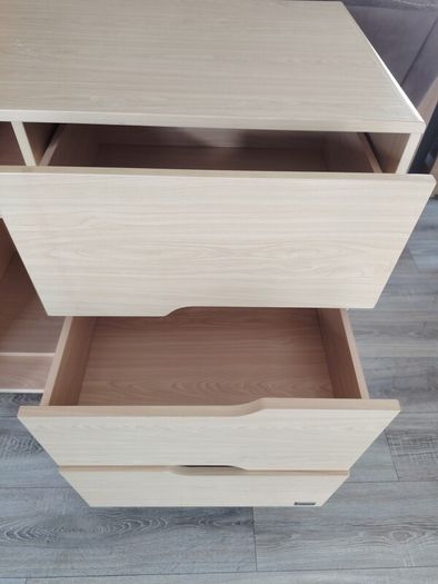 Beautiful chest of drawers/changing unit