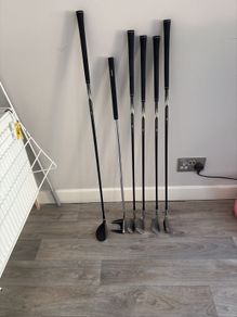 Decathlon inesis 100 set of mens/ teens golf clubs