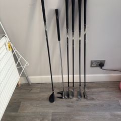 Decathlon inesis 100 set of mens/ teens golf clubs